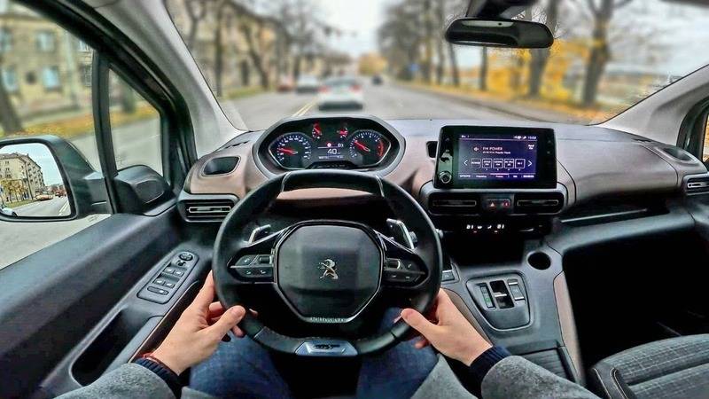 Peugeot Rifter Aralık Fiyat Listesi Yayınlandı! Bu Fiyata Böyle Araba Yok.. 9