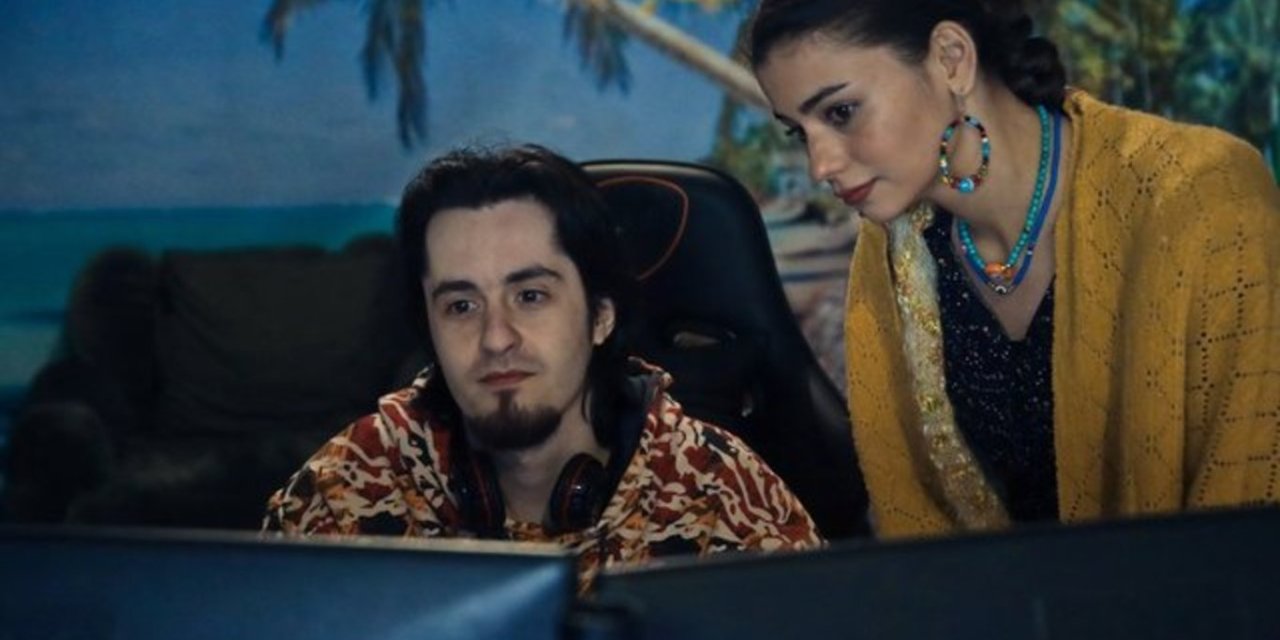 Star TV Ömer Dizisi Nilüfer Kimdir Sevgilisi Var mı? Damla Makar'ın Yaşı, Boyu, Hayatı