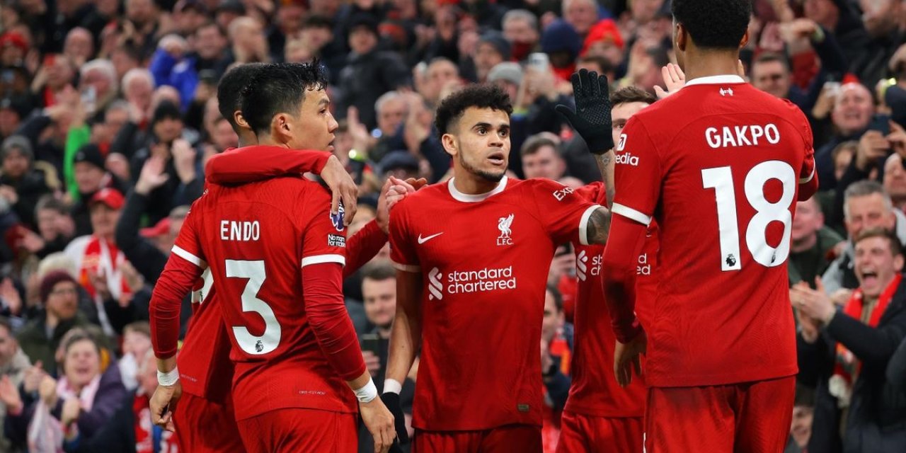 Liverpool Liderliğini Korumaya Devam Ediyor! Luton Town Karşısında Merhamet Göstermedi!